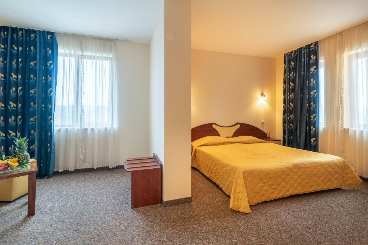 Adamo Hotel Βάρνα Εξωτερικό φωτογραφία