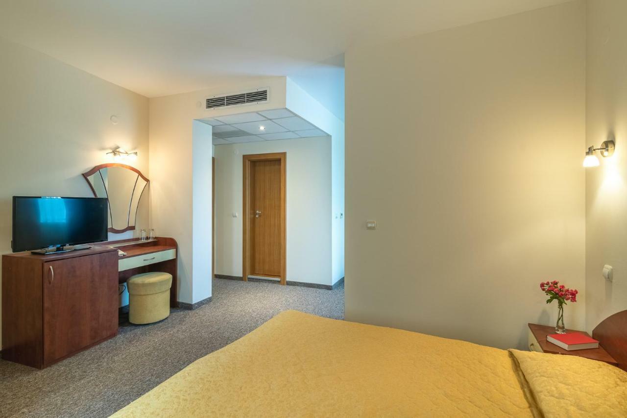 Adamo Hotel Βάρνα Εξωτερικό φωτογραφία