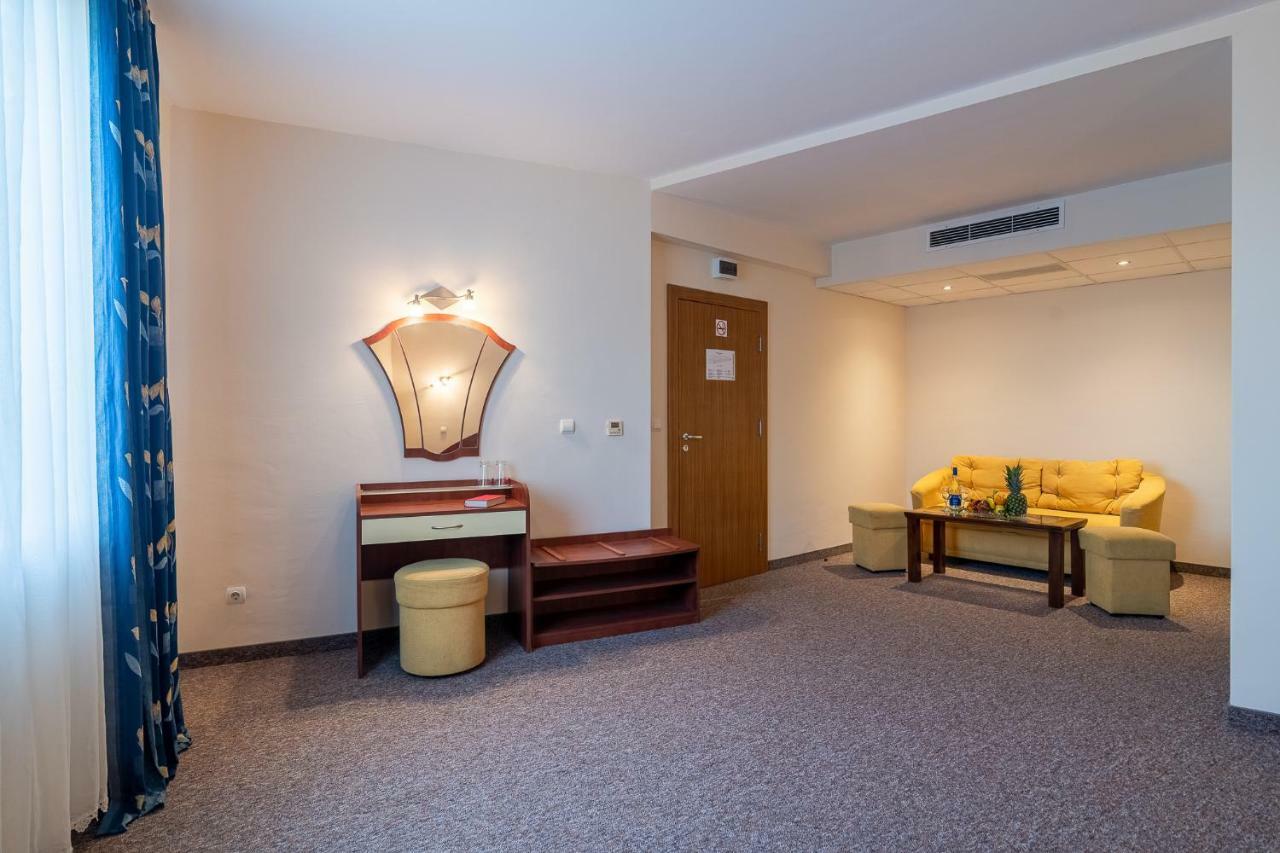 Adamo Hotel Βάρνα Εξωτερικό φωτογραφία