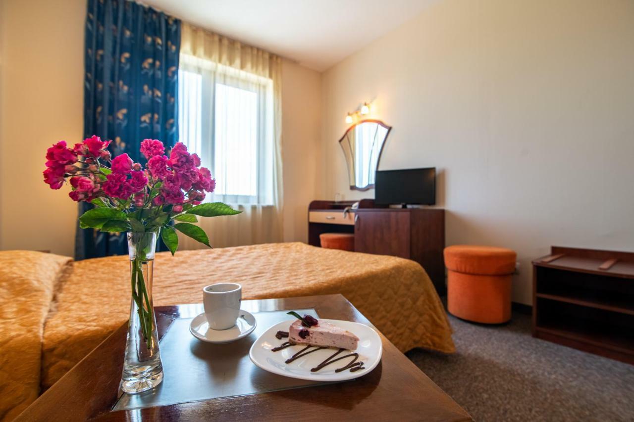 Adamo Hotel Βάρνα Εξωτερικό φωτογραφία